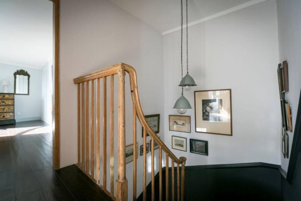 Steadfast Appartement Deal Buitenkant foto